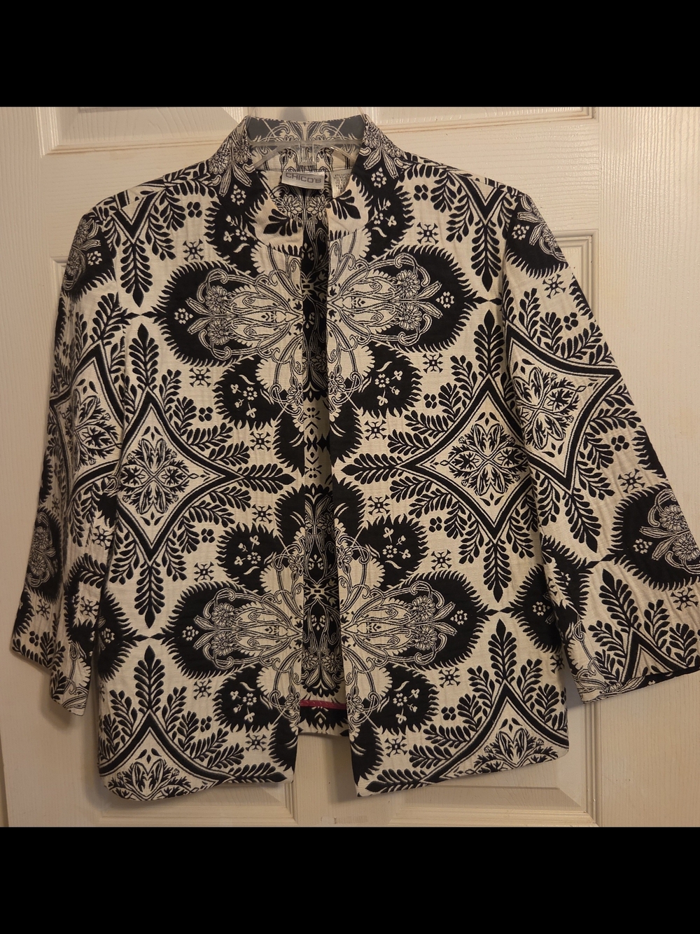 Chico's Black & White Patterned Open-Front Jacket